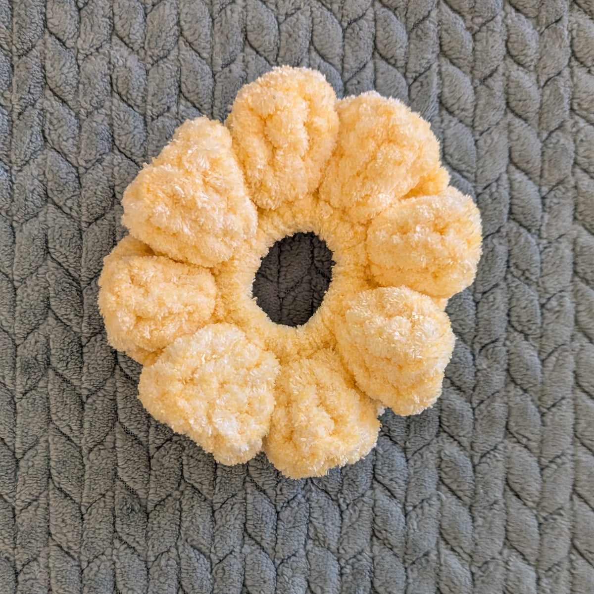 Velvet Scrunchies - Pepper Colors