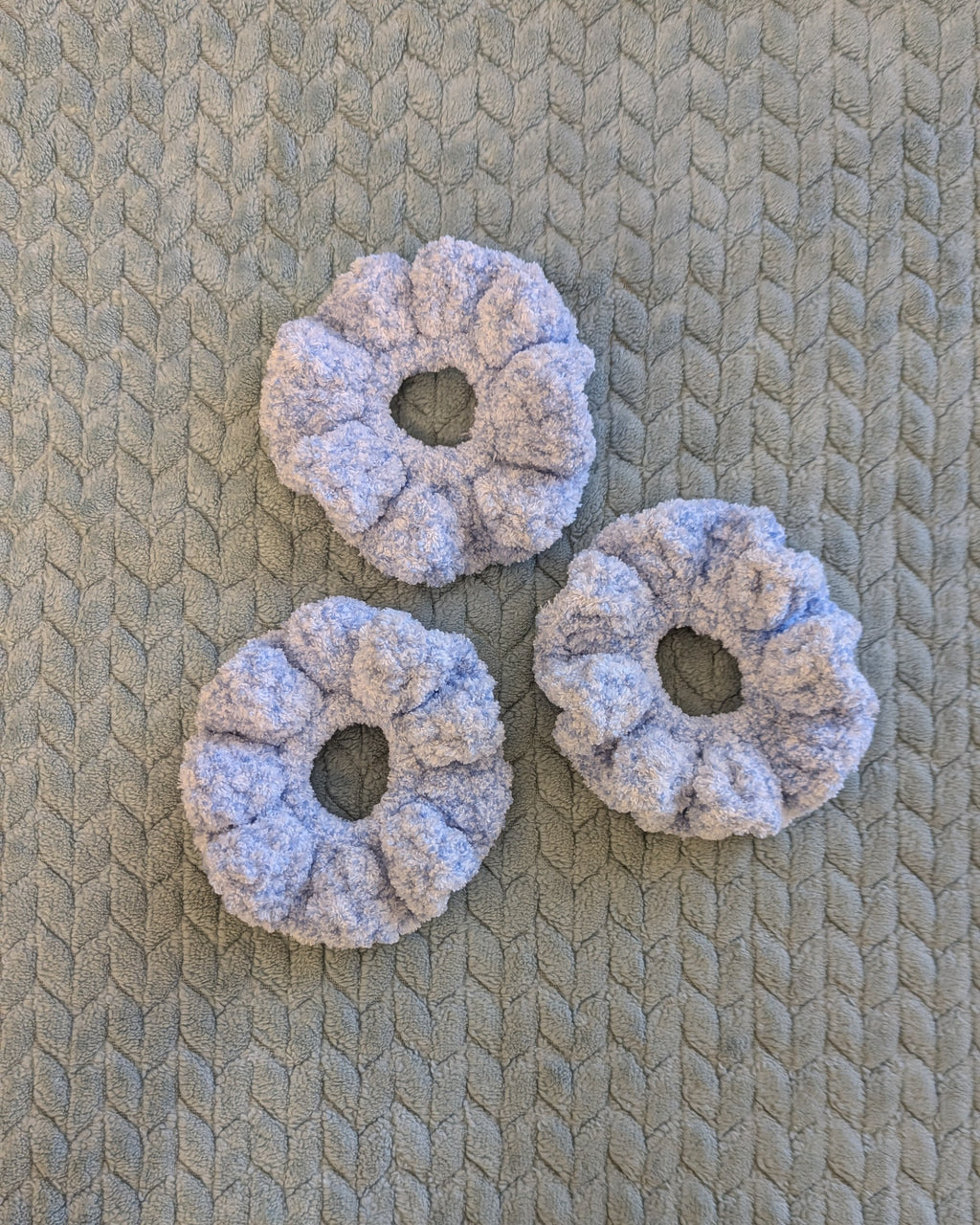 Velvet Scrunchies - Pepper Colors